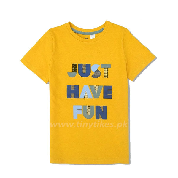 OK Mustard Slogan Soft Cotton T-Shirt For Boys - TinyTikes.pk