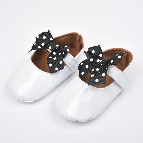 Baby Girl White With Black Bow Bootie