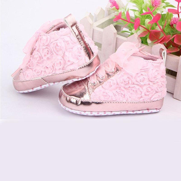 Girl Baby Pink Flower Design Booties