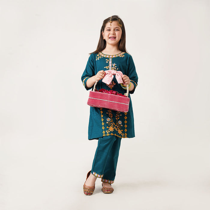 MINI CLOUD Girl kurti Zinc embroidered Neck Sleeves & Trouser Two piece set